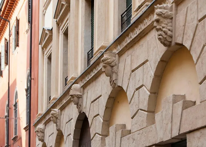 Oriana Homel Апартаменты