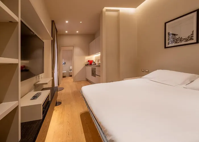 Oriana Homel Верона