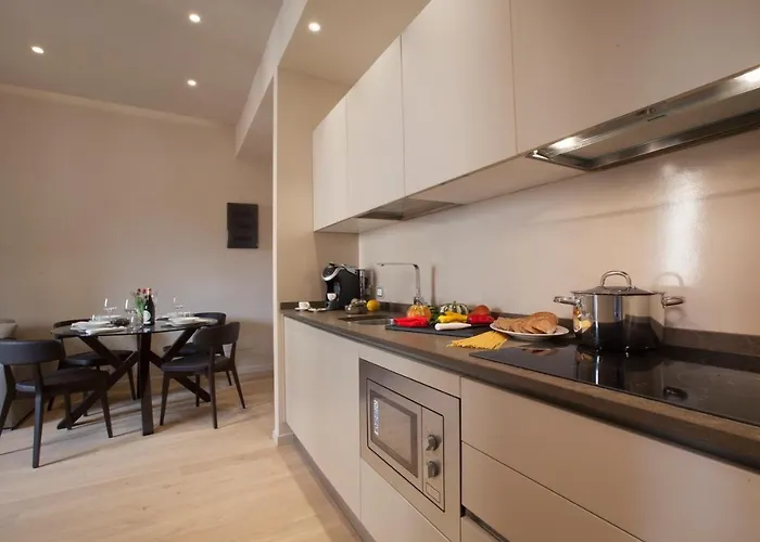 Oriana Homel Апартаменты Верона