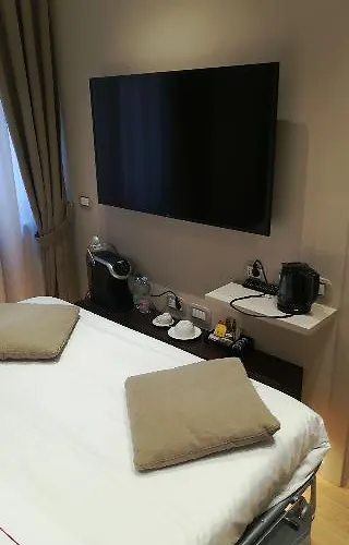 Апартаменты Oriana Homel Верона